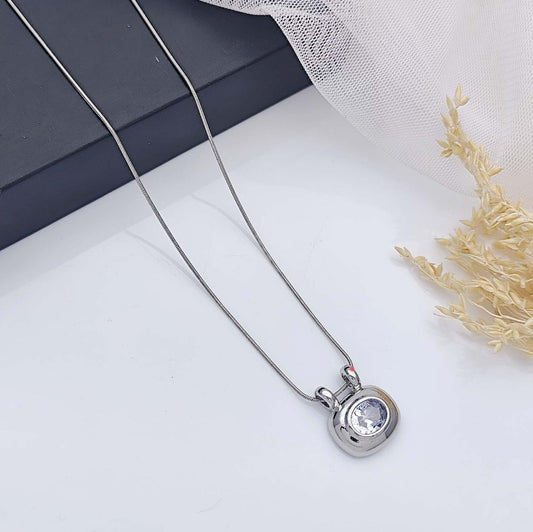 Stone Fancy Chain Pendant